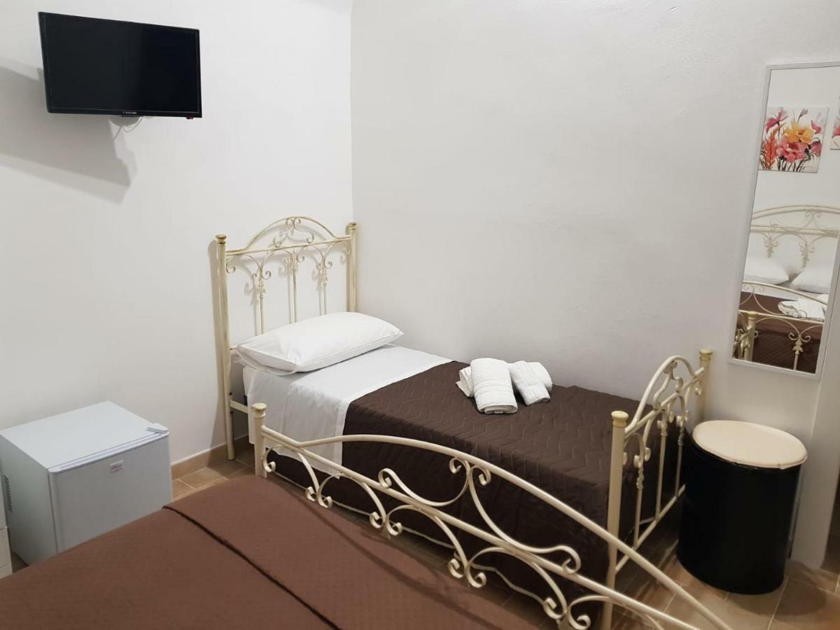 צ'לייה מספיקה B&B Mariano מראה חיצוני תמונה